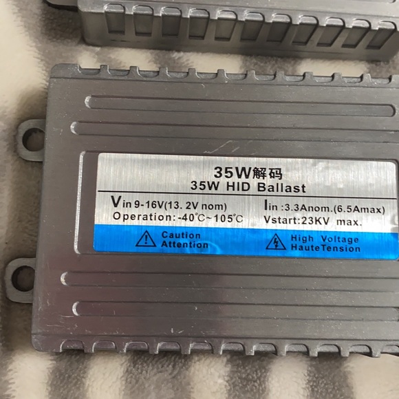 White headlights for a 2011 Chevy Cruz. - Picture 3 of 8